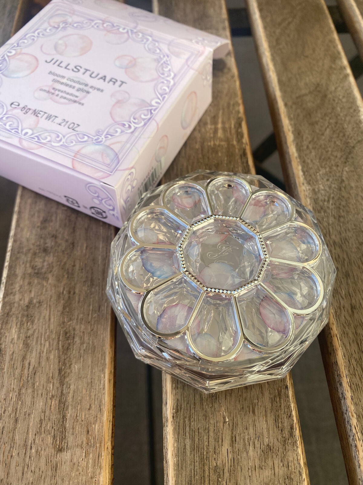 ブルームクチュール アイズ タイムレスグロウ/JILL STUART/アイシャドウパレットを使ったクチコミ(2枚目)