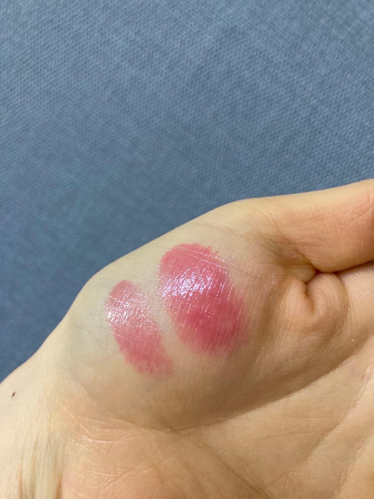 ほむほむ on LIPS 「オペラリップティントN14メロウピンク*4枚目は左側がオペラ ..」(2枚目)