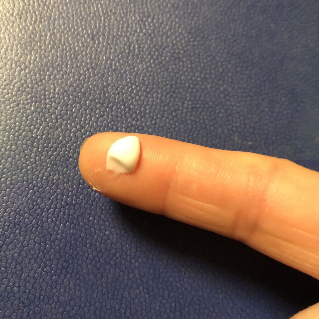 バターとマヌカハニーのしっとりハンドクリーム ネクタリンハニーの香り/AHALO BUTTER/ハンドクリームを使ったクチコミ（3枚目）