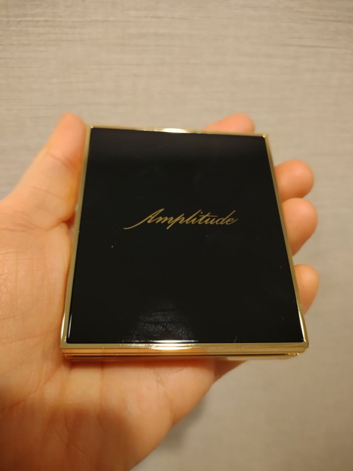 コンスピキュアス アイズ 03 ライトブラウン/Amplitude/アイシャドウパレットを使ったクチコミ（2枚目）