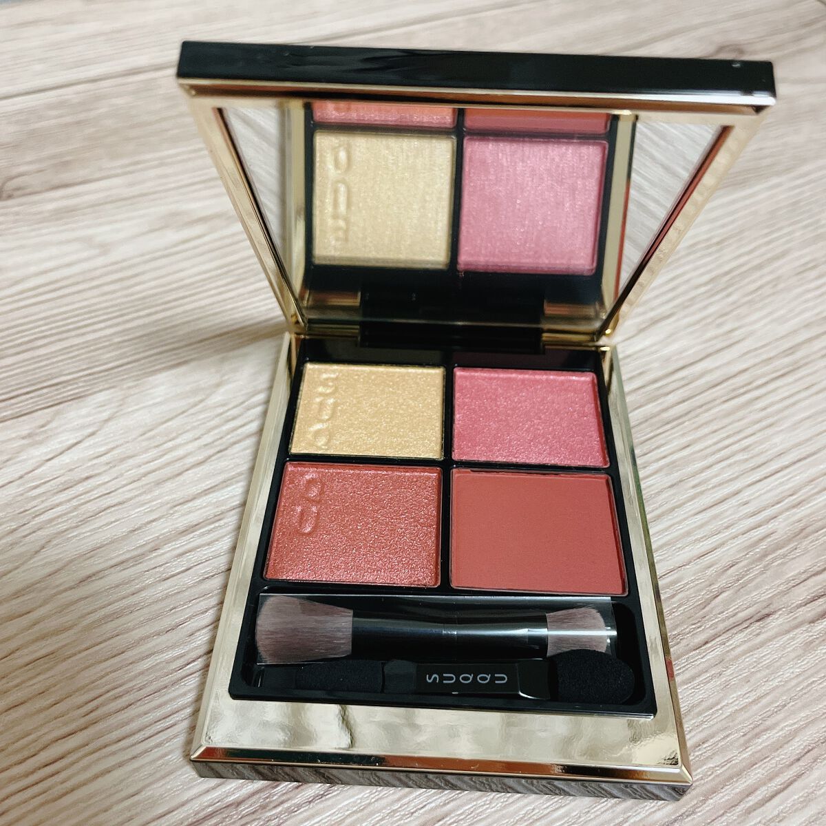 シグニチャー カラー アイズ/SUQQU/アイシャドウパレットを使ったクチコミ(1枚目)