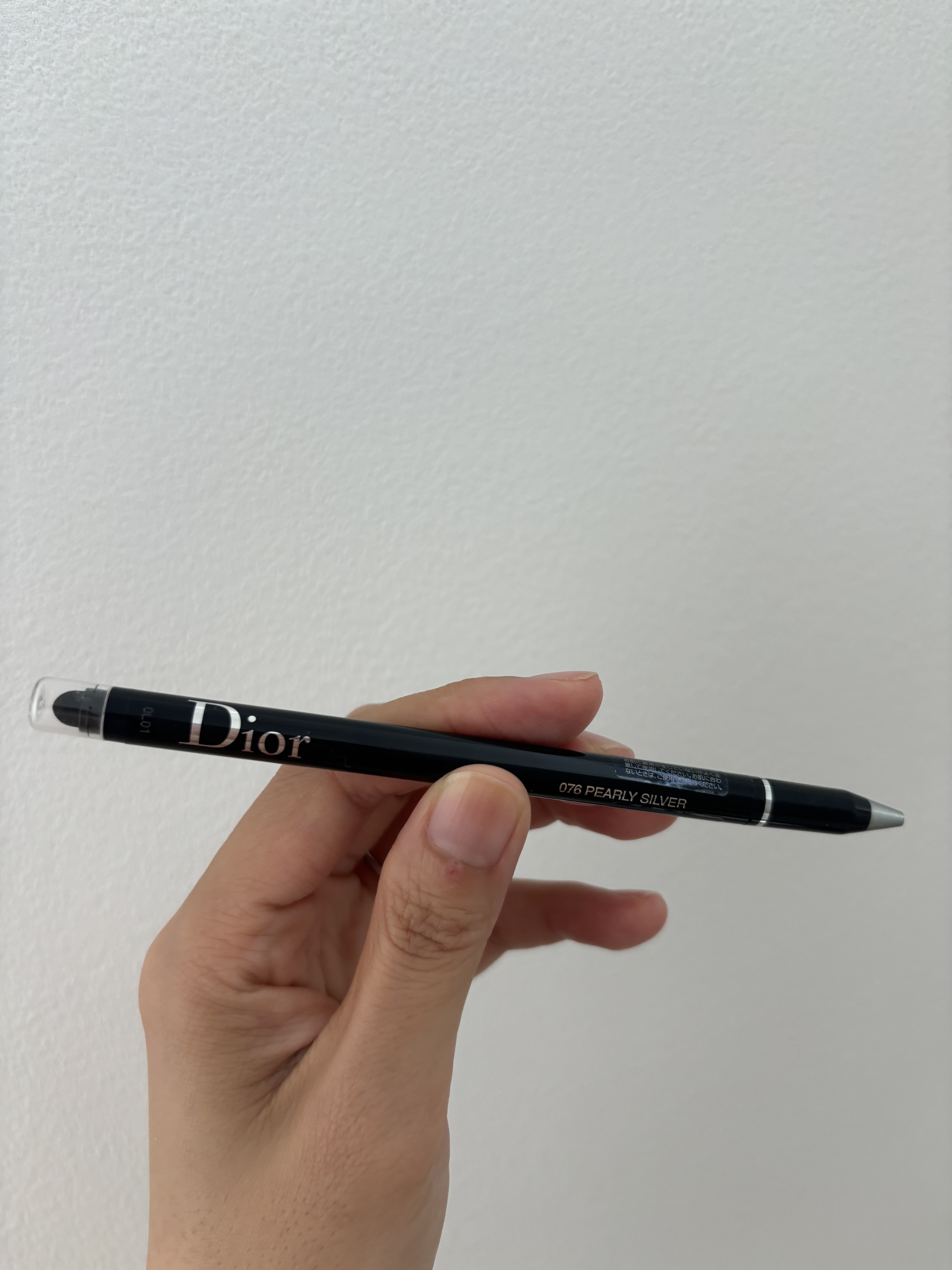 ディオールショウ 24Ｈ スティロ ウォータープルーフ 076 パーリー シルバー/Dior/ペンシルアイライナーを使ったクチコミ（1枚目）