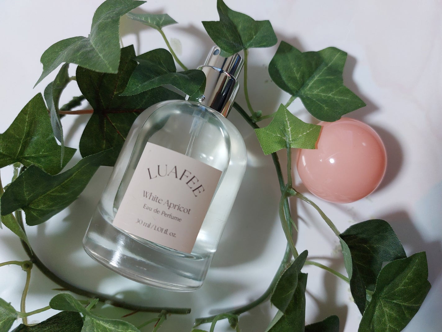 ソリッド パフューム ホワイトアプリコット/LUAFEE/練り香水を使ったクチコミ(3枚目)