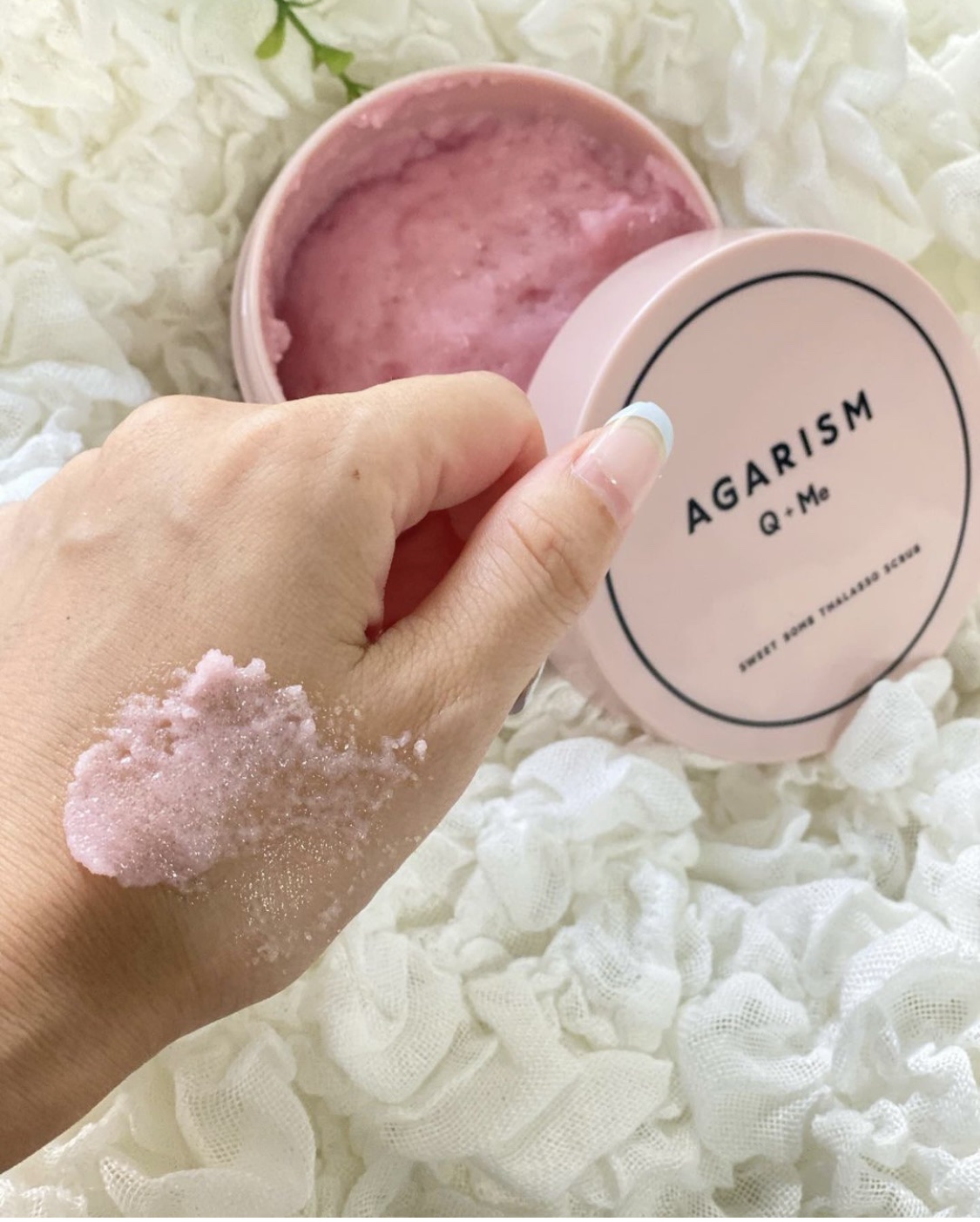 Q+Me スウィート ボム タラソ スクラブ/AGARISM/バストケア・ヒップケアを使ったクチコミ（1枚目）