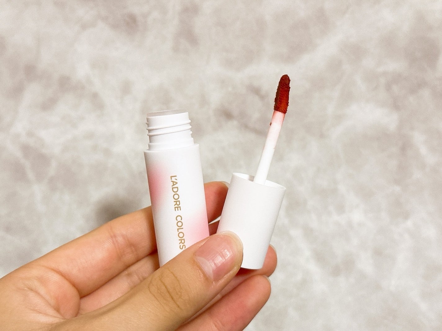 スフレマットリップ/L'adore Colors/口紅を使ったクチコミ(2枚目)