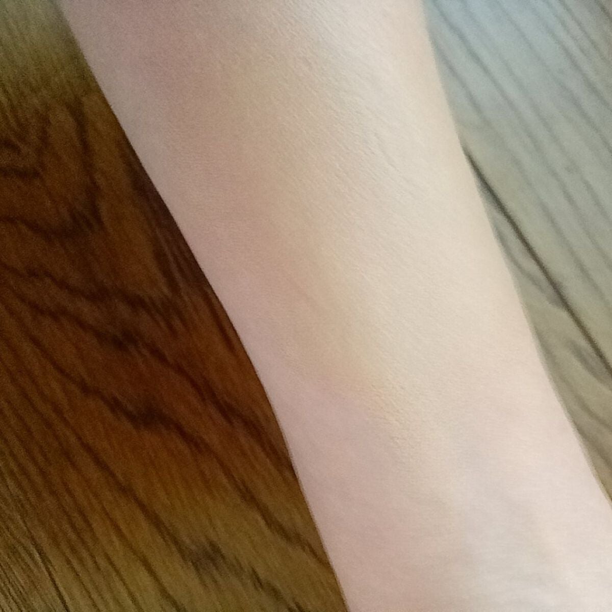 ミネラルCCクリーム EM(エンリッチモイスト)/毛穴パテ職人/CCクリームを使ったクチコミ(5枚目)