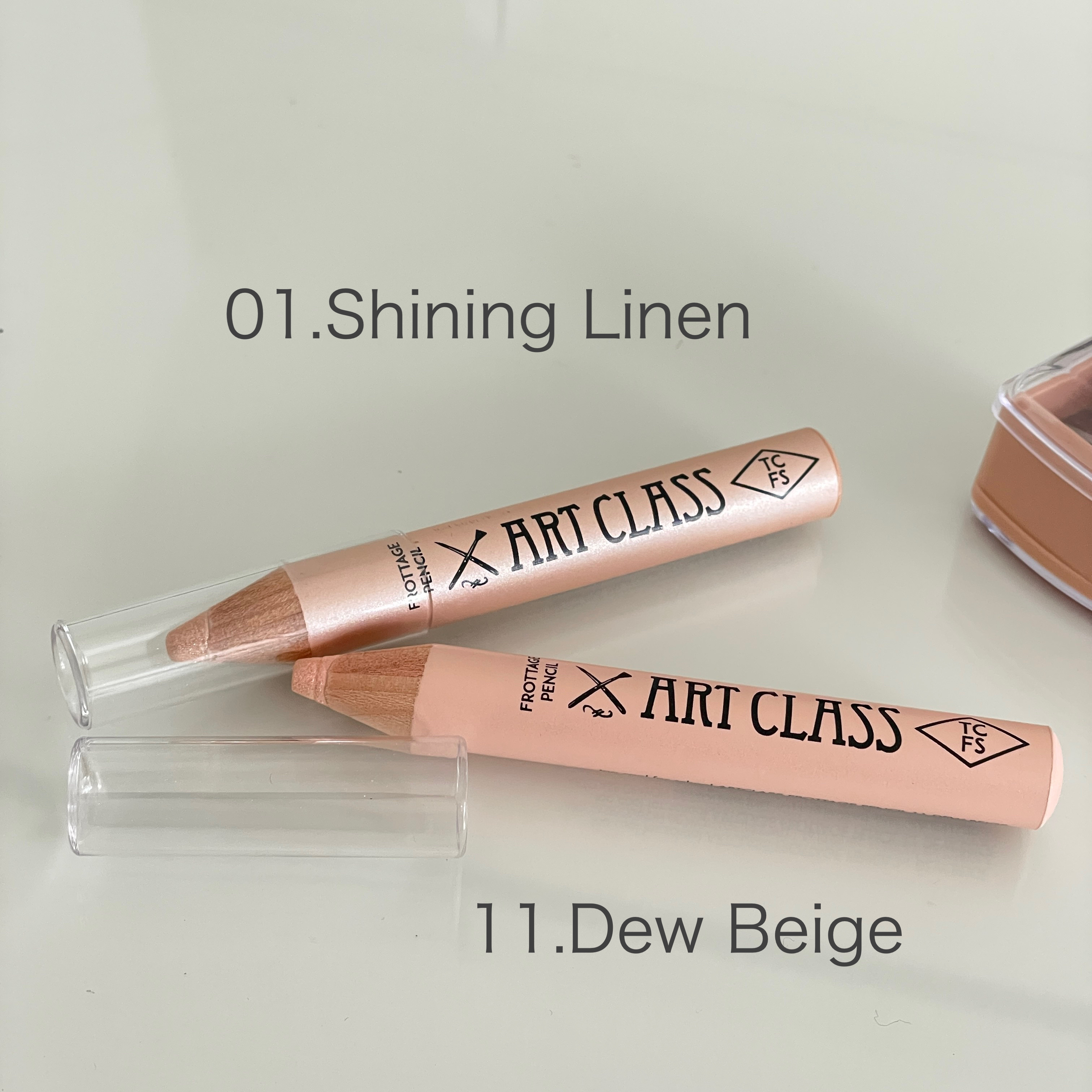 アートクラス フロッタージュペンシル/too cool for school/スティックアイシャドウを使ったクチコミ（3枚目）