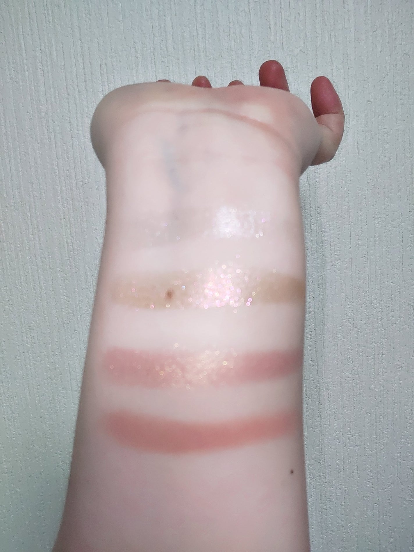 リュクス アイシャドウ クォード グロウ ウィズ ラブ コレクション/BOBBI BROWN/アイシャドウパレットを使ったクチコミ(8枚目)