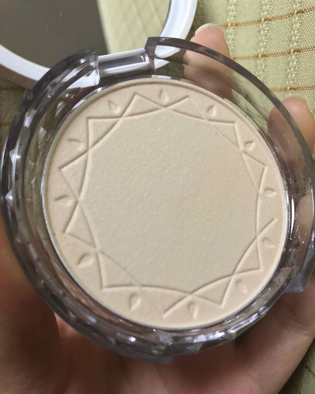 UVクリアフェイスパウダー/CEZANNE/プレストパウダーを使ったクチコミ（3枚目）