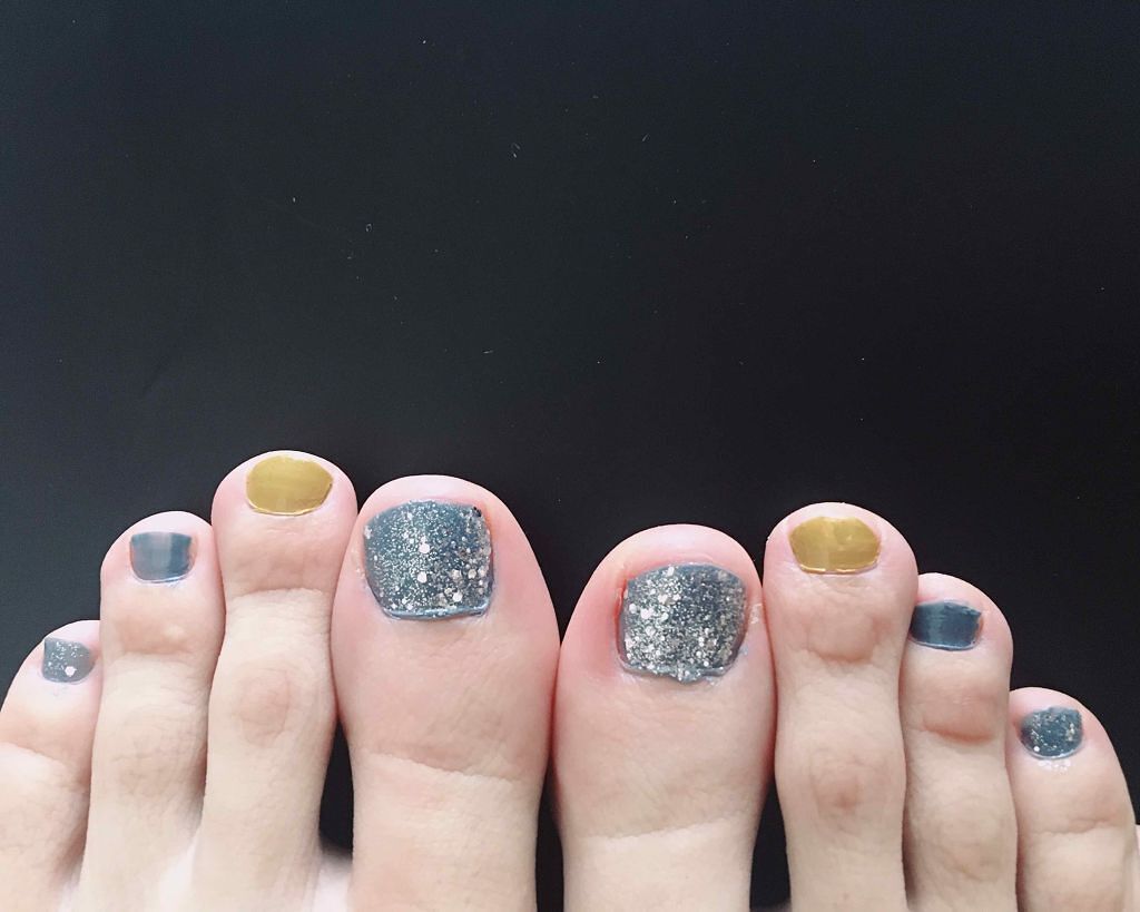 カラフルネイルズ/キャンメイク/マニキュアを使ったクチコミ(2枚目)