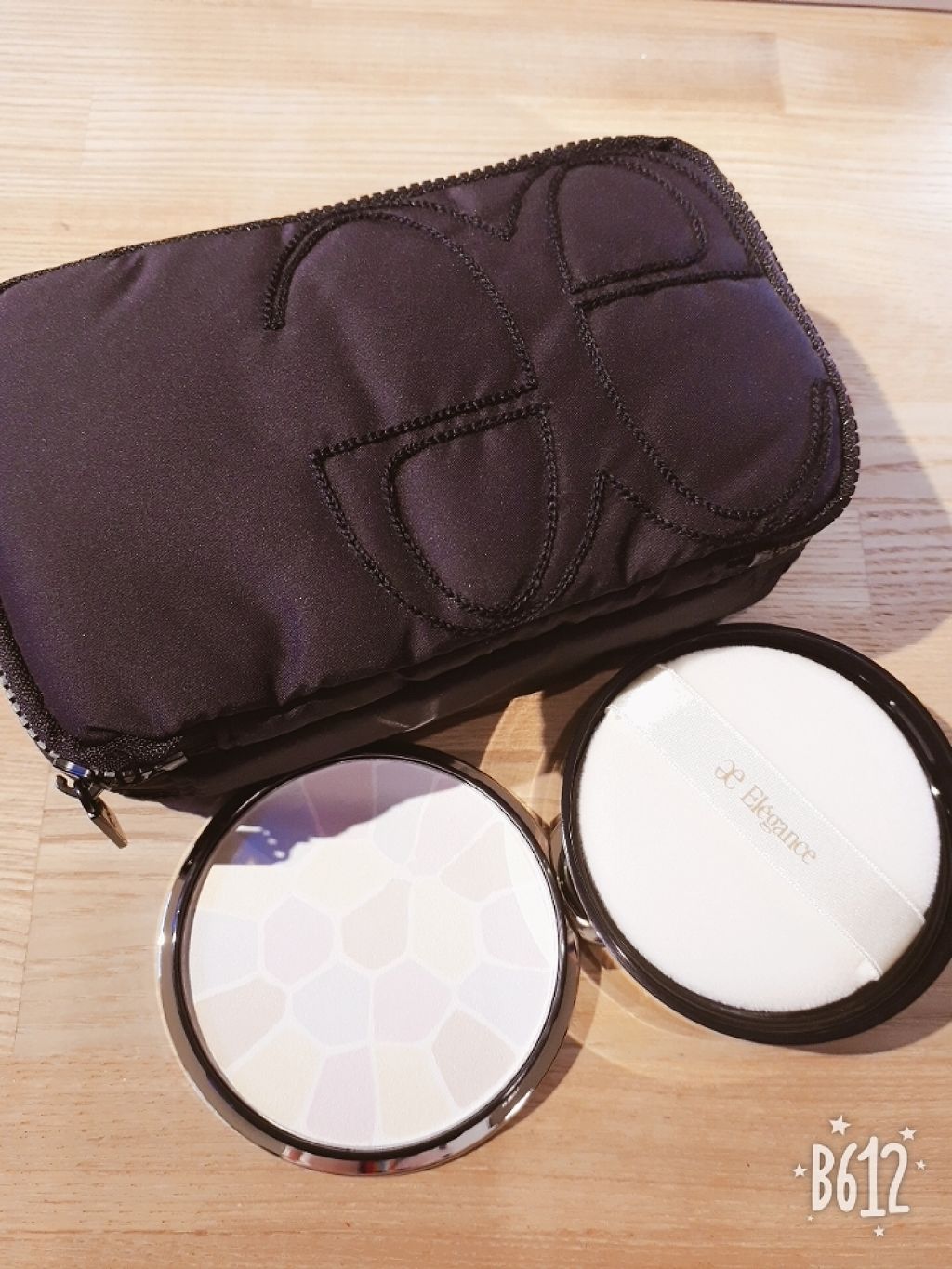 エレガンス ラ プードル オートニュアンス リクスィーズ/Elégance/プレストパウダーを使ったクチコミ(1枚目)