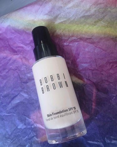 スキン ファンデーション SPF 15/BOBBI BROWN/リキッドファンデーションを使ったクチコミ（1枚目）