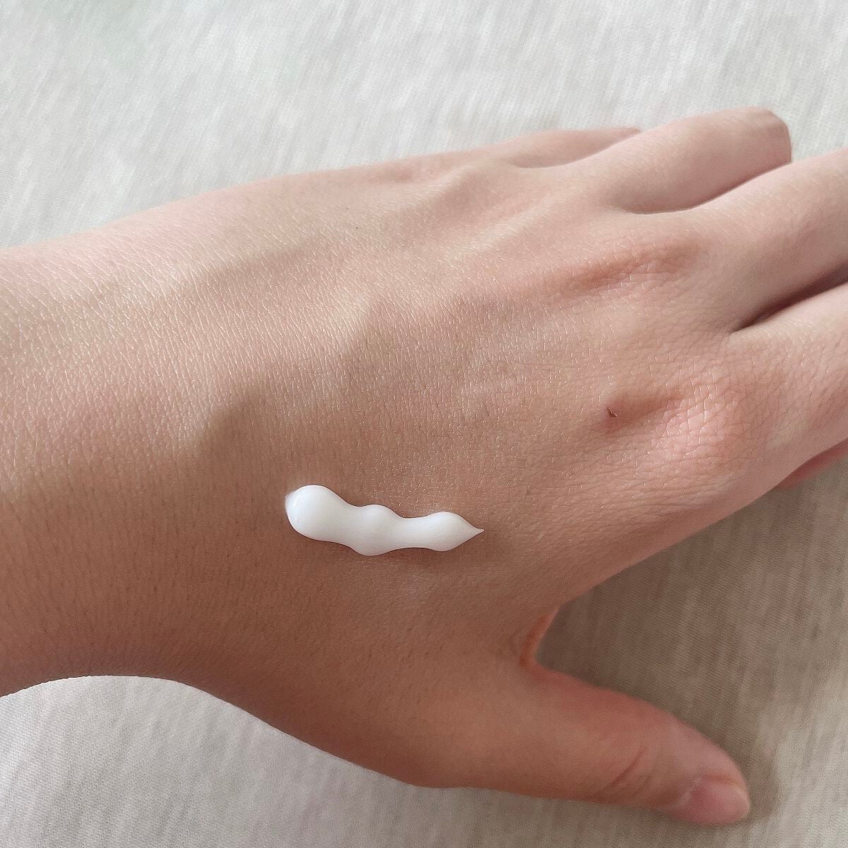 ピュアアルテミシア カーミングウォータークリーム/HANYUL(ハンユル)/フェイスクリームを使ったクチコミ(2枚目)