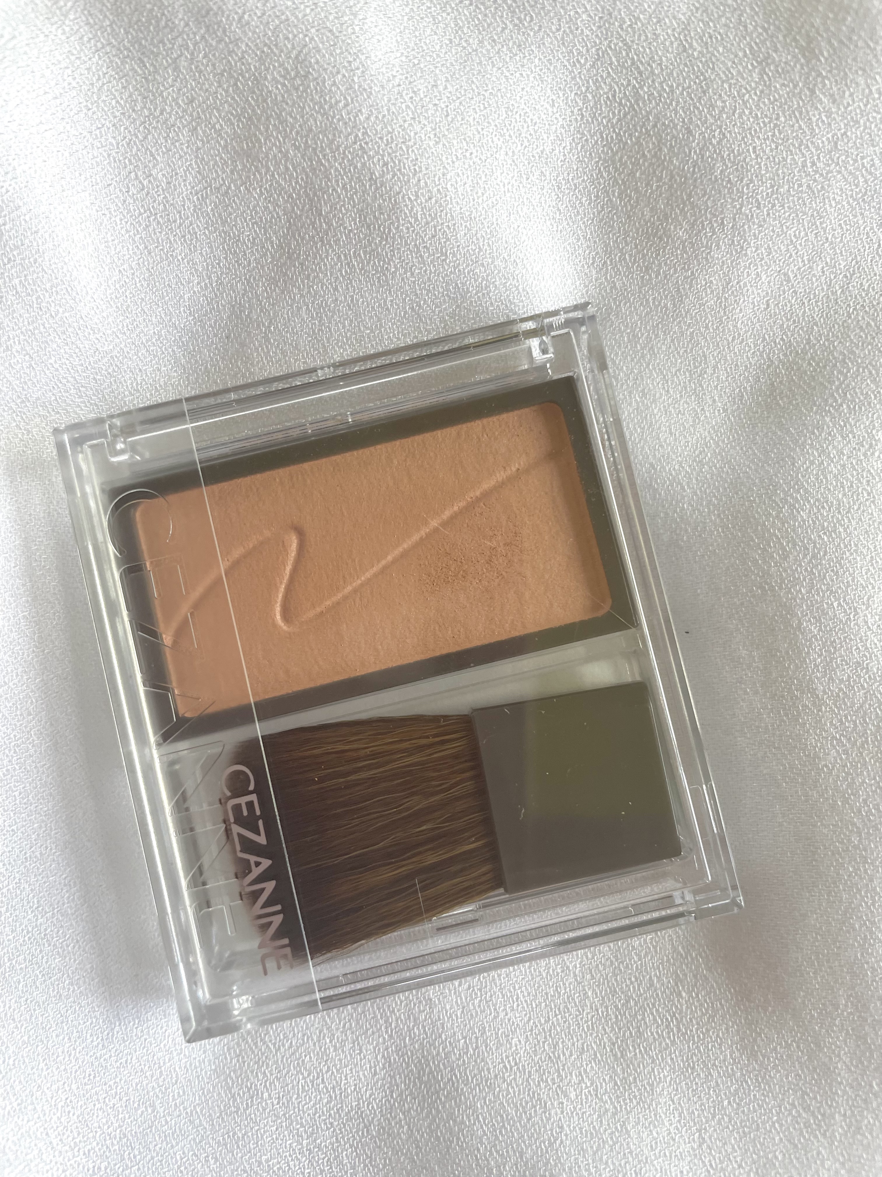 チークブラッシュ/CEZANNE/パウダーチークを使ったクチコミ（2枚目）