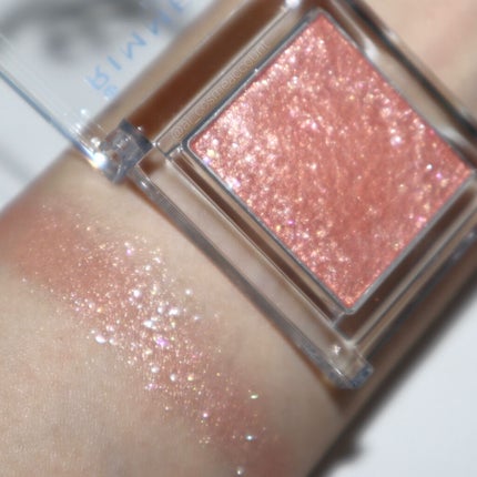 プリズム パウダーアイカラー/リンメル ロンドン/単色アイシャドウを使ったクチコミ(3枚目)