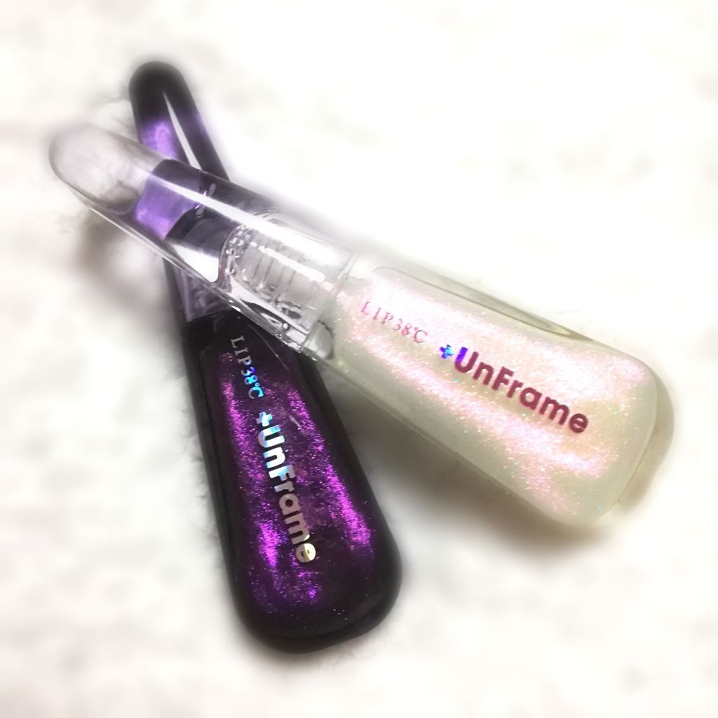 LIP38℃ +UnFrame<ホログラフィック>/UZU BY FLOWFUSHI/リップグロスを使ったクチコミ(3枚目)