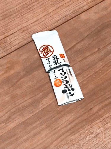 目元の小皺予防に。保湿感がしっかりしてる分、ベタベタ感もあり使用感は苦手だけど、成分的に良さそうだからリピ。アイクリームというより、ナイトパックとして使ってる。ここ数日はベントン？のアイクリーム使ってる