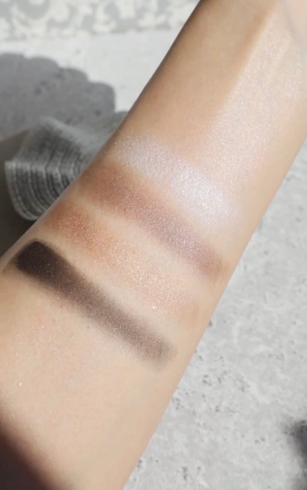 レブロン カラーステイ デイ トゥ ナイト アイシャドウ クアッド/REVLON/アイシャドウパレットを使ったクチコミ(2枚目)