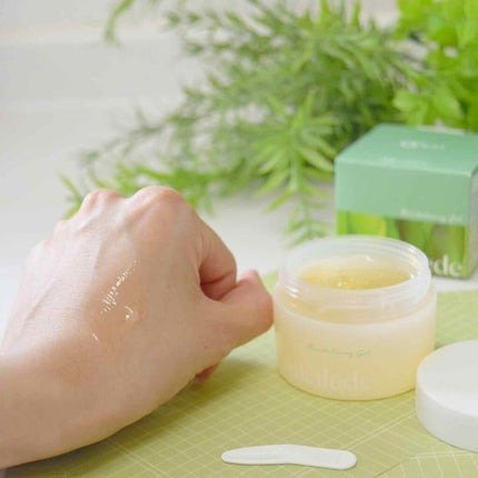 リバイタライジング濃密ジェル/スキンケールド/オールインワン化粧品を使ったクチコミ(4枚目)