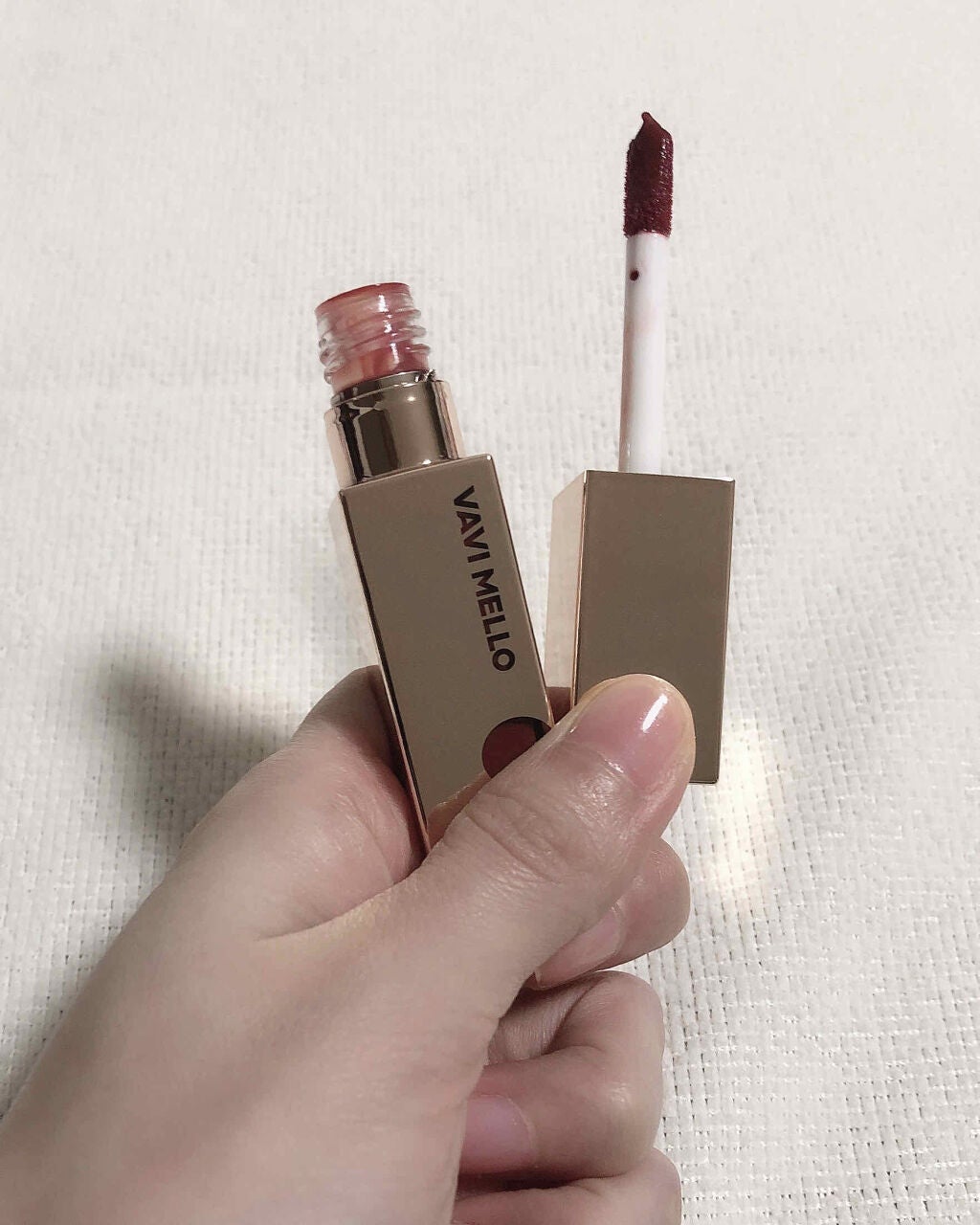 ハートウィンドウリップティントオイルタイプ/VAVI MELLO/リップグロスを使ったクチコミ(2枚目)