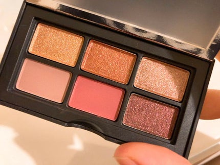アンラップド ミニアイシャドーパレット DOLCE VITA/NARS/アイシャドウパレットを使ったクチコミ(2枚目)