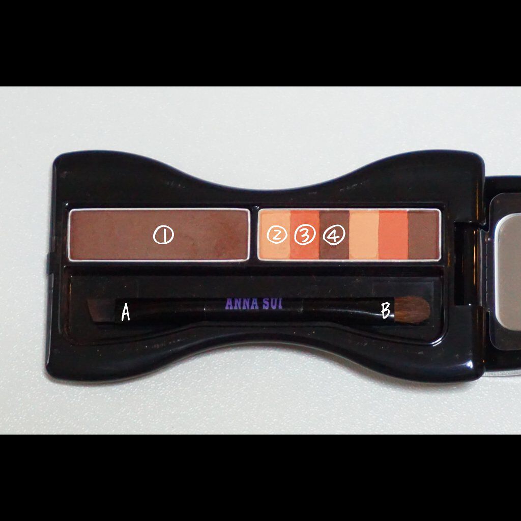 アイブロウ カラー コンパクト/ANNA SUI/パウダーアイブロウを使ったクチコミ（2枚目）