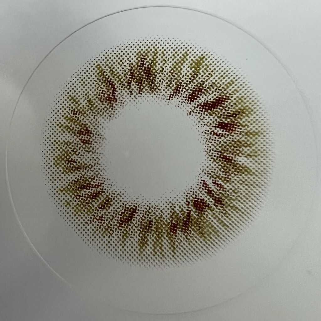 HESTIA/Gemhour lens/カラーコンタクトレンズを使ったクチコミ(3枚目)