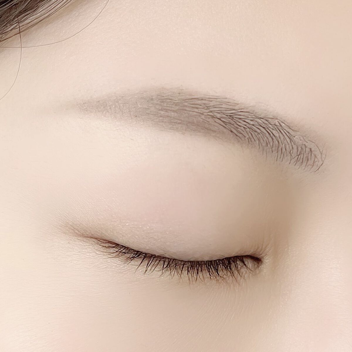 SUORUM 10sec eyebrow/SUORUM/パウダーアイブロウを使ったクチコミ（2枚目）