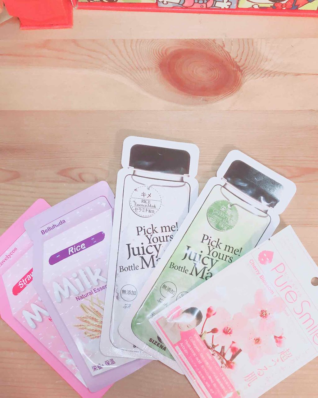 MILK on LIPS 「こんにちわぁ!MILKです!今回は!パックを5枚!!買ってきま..」(1枚目)