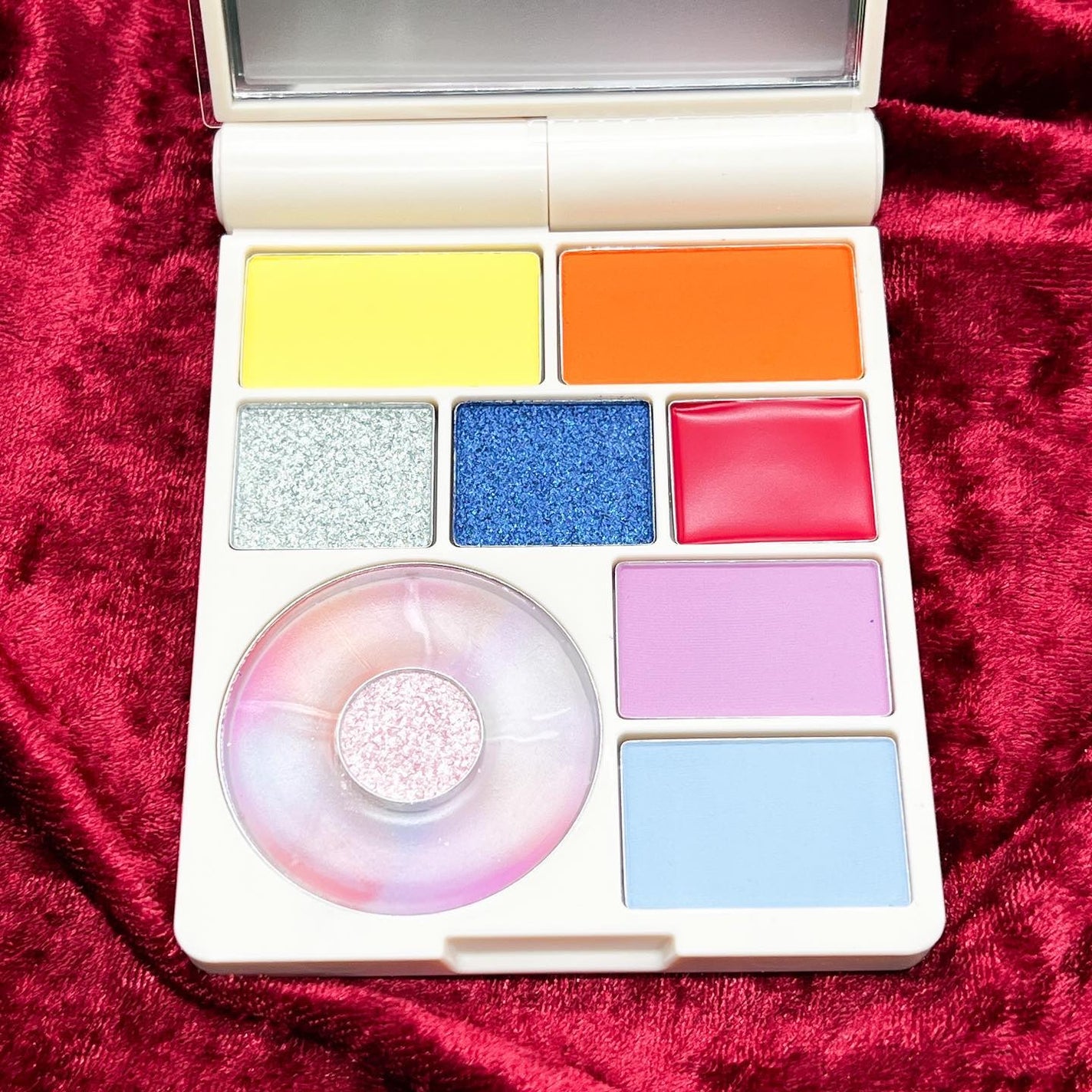 りぴ☆Webライター on LIPS 「こんばんわ🌙*゚今日は、SHEGLAMVinylPopPale..」(5枚目)