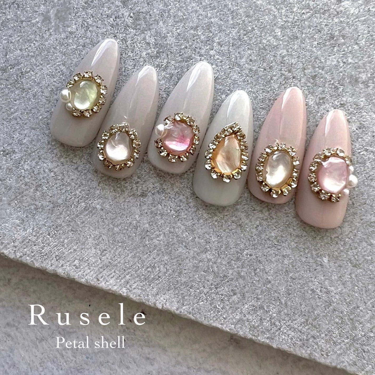 naomi on LIPS 「@rusele__new❤︎12/29Fri21:00〜淡いカ..」(1枚目)