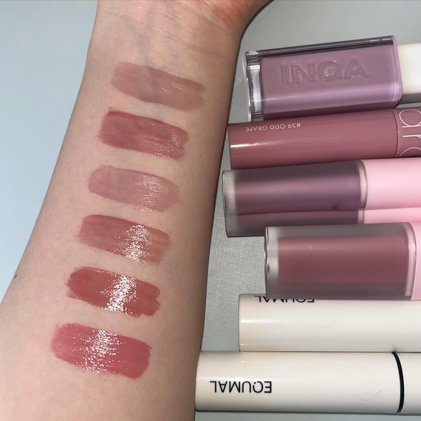 ノンセクショングローリーティント 114 シアースルー(SHEER THROUGH)/EQUMAL/リップティントを使ったクチコミ（1枚目）