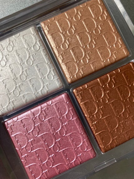 ディオール バックステージ フェイス グロウ パレット/Dior/ハイライトを使ったクチコミ(2枚目)