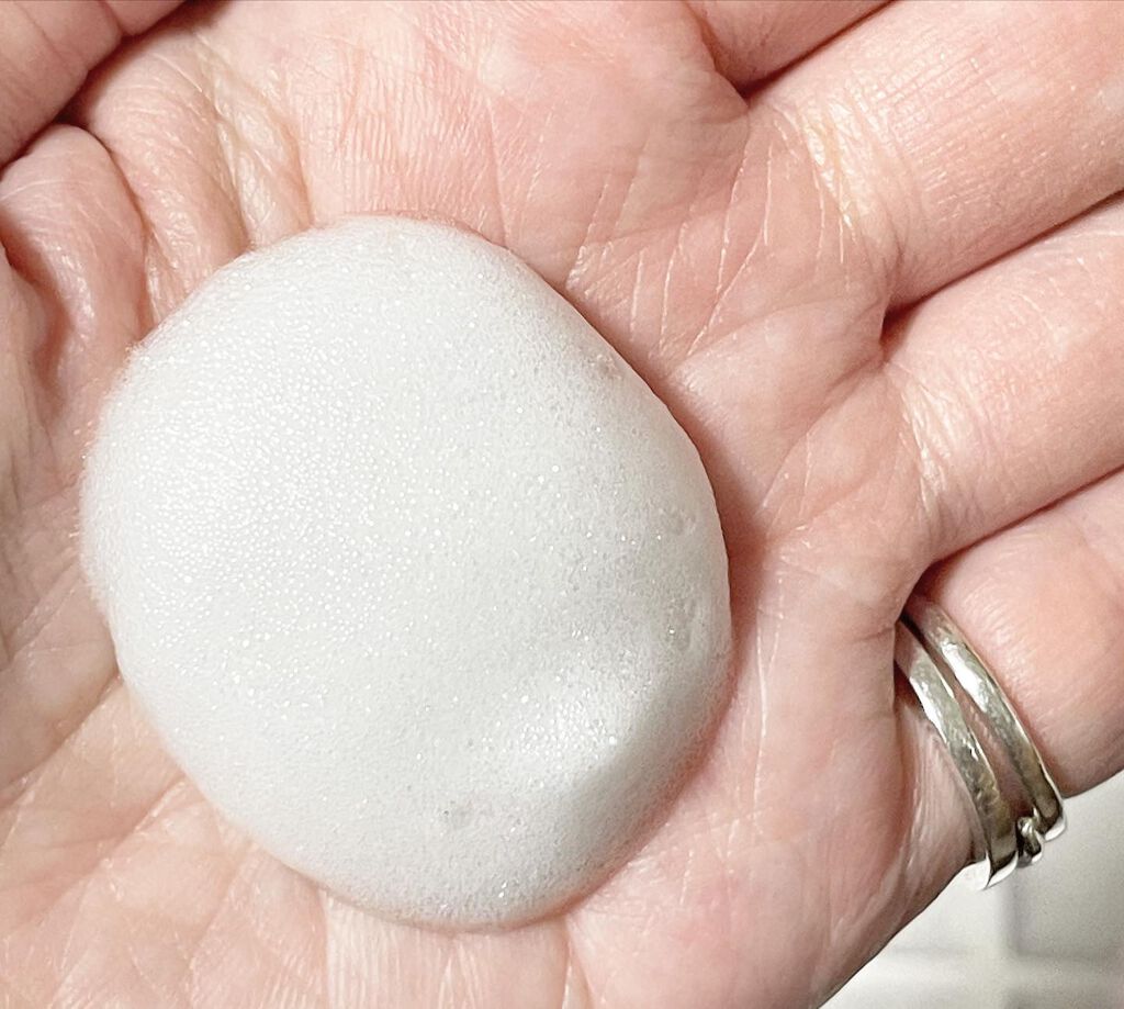 comaki on LIPS 「ビオレのパチパチはたらくメイク落としをお試ししました。花王株式..」(3枚目)