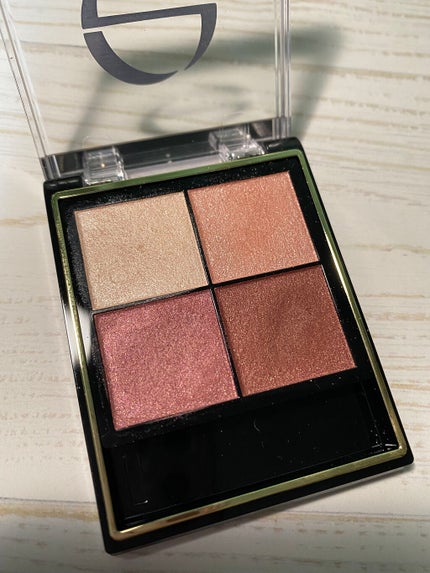 リアルクローズシャドウ/excel/アイシャドウパレットを使ったクチコミ(2枚目)