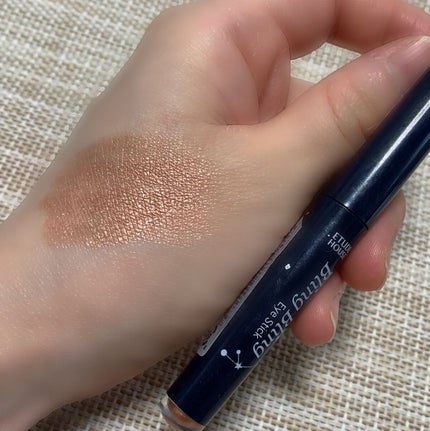 キラキラ アイシャドウ/ETUDE/スティックアイシャドウを使ったクチコミ(3枚目)