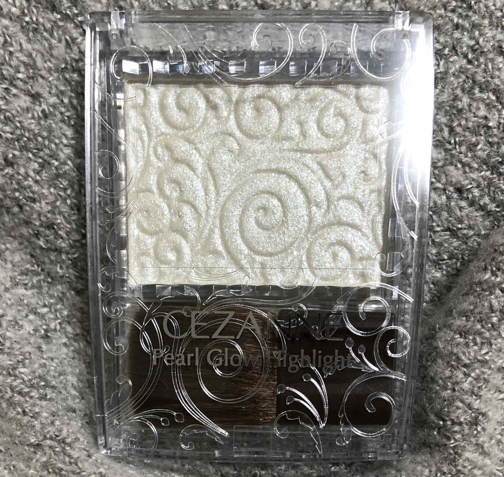 パールグロウハイライト/CEZANNE/パウダーハイライトを使ったクチコミ(2枚目)