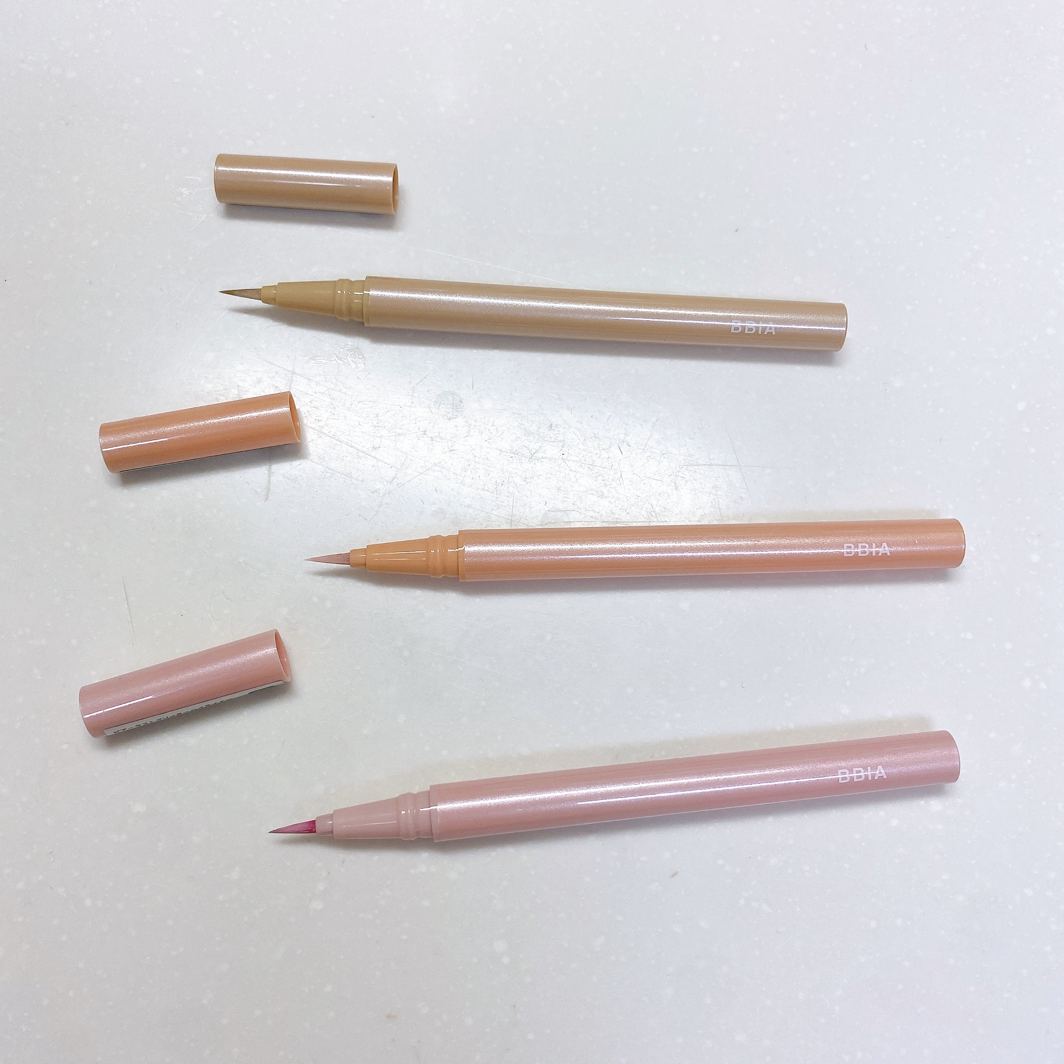 ラストグリッターハイライナー 03 デューイピンク/BBIA/リキッドアイライナーを使ったクチコミ（1枚目）