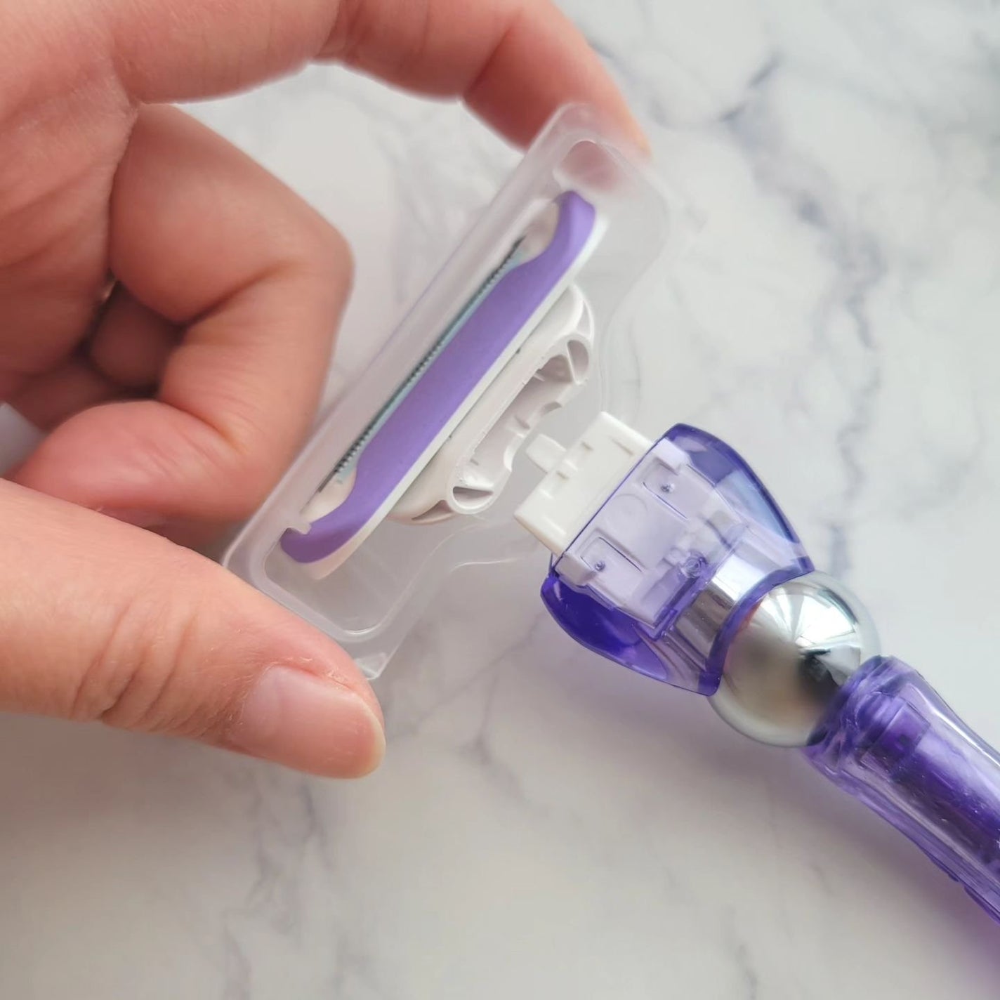 スワール 艶すべ肌/Gillette Venus/シェーバーを使ったクチコミ(3枚目)