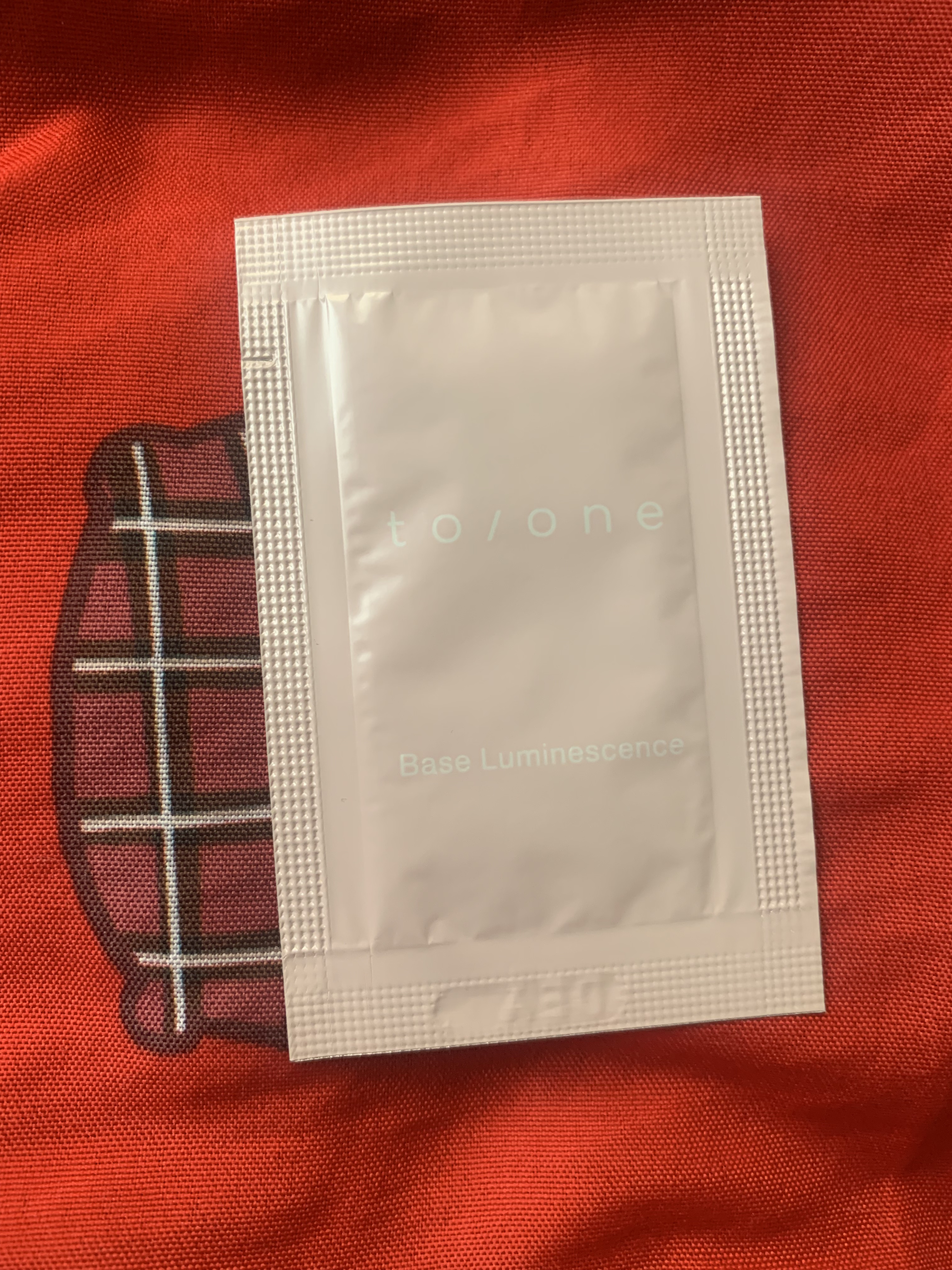 ベース ルミネッセンス/to/one/化粧下地を使ったクチコミ（1枚目）