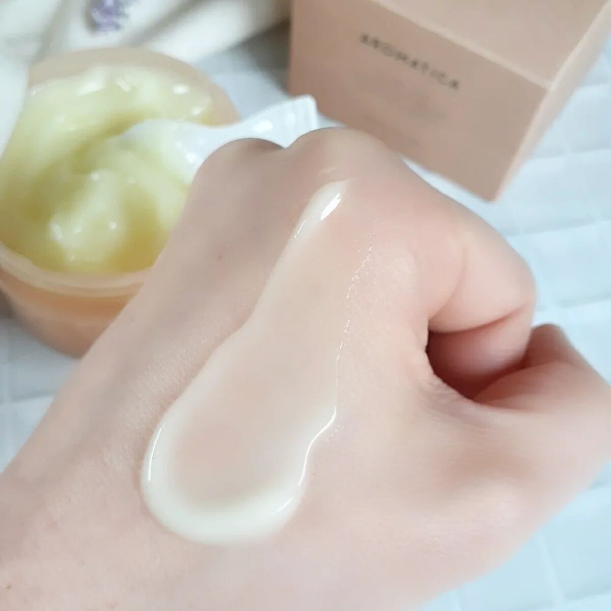 グロービタグットナイトクリーム/AROMATICA/フェイスクリームを使ったクチコミ（3枚目）