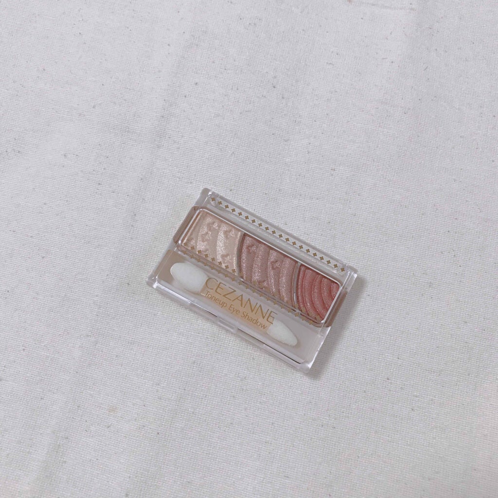 トーンアップアイシャドウ/CEZANNE/アイシャドウパレットを使ったクチコミ(2枚目)