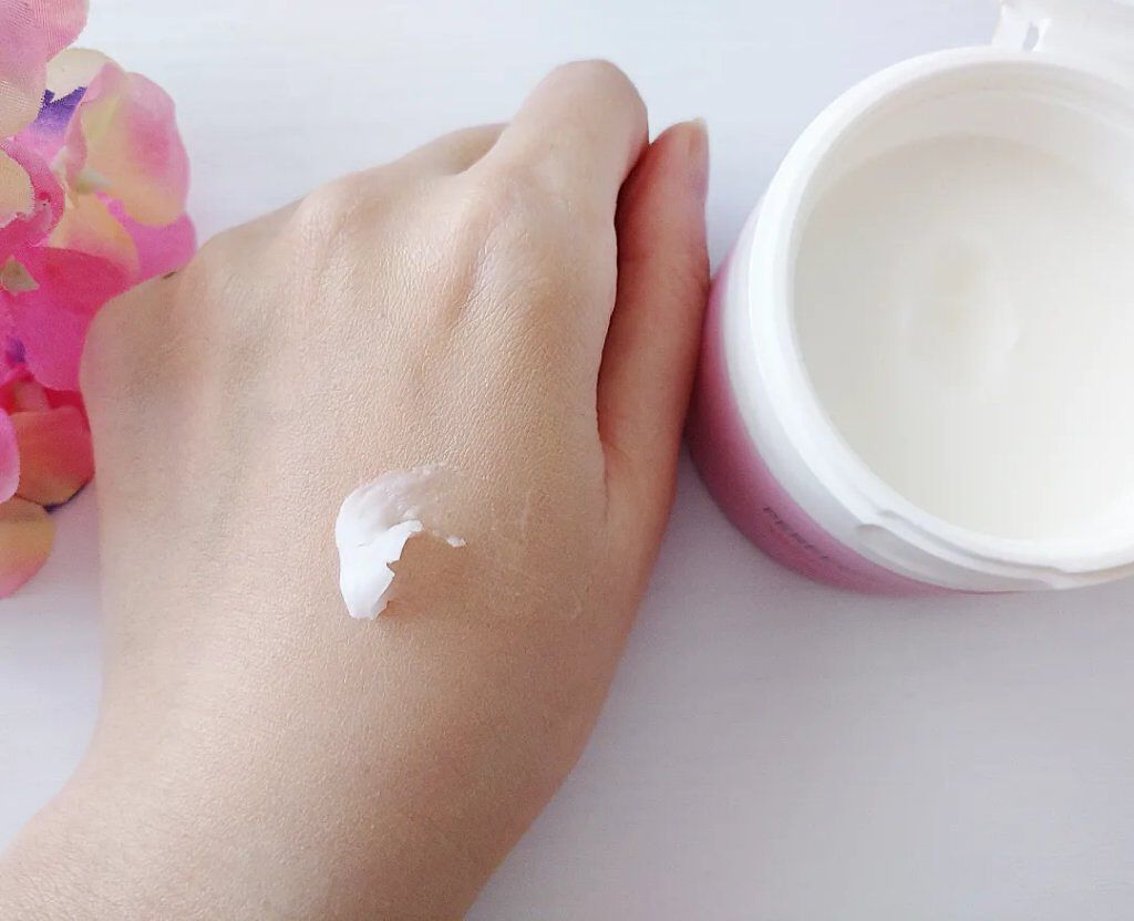 パーフェクトワンフォーカス スムースクレンジングバーム ピュア/PERFECT ONE  FOCUS/クレンジングバームを使ったクチコミ（2枚目）