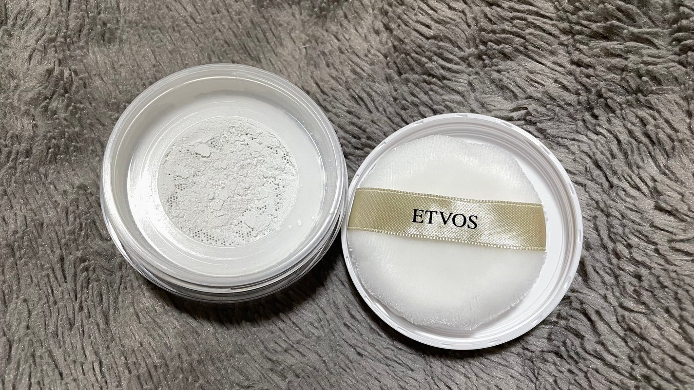 ミネラルUVボディパウダー/エトヴォス/ボディパウダーを使ったクチコミ(3枚目)