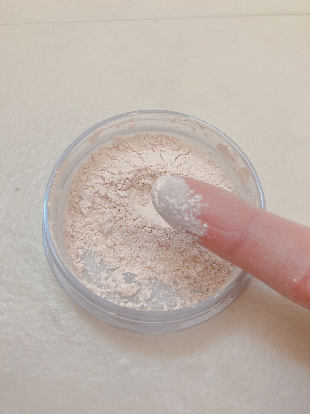 プライバシーUVパウダー50/プライバシー/ルースパウダーを使ったクチコミ(5枚目)