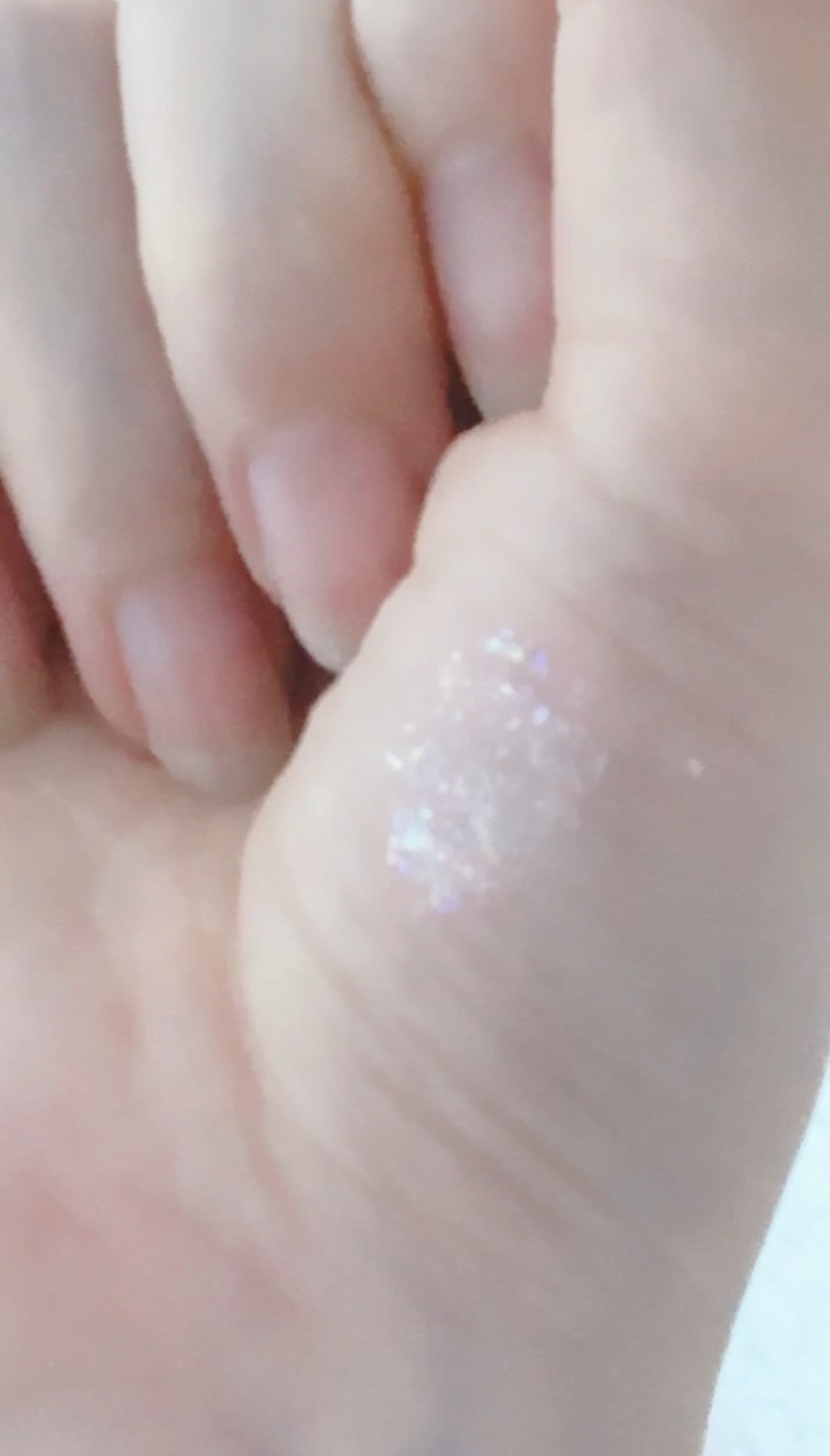 パールブリー アイグリッター  トライアングル/BLACK ROUGE/グリッターを使ったクチコミ（3枚目）