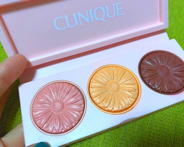 ◎CLINIQUE チークポップホリデーコレクション◎

🌼ウォームです🌼

ウォームとクールがありますが、私的にはウォームのこの3色がとっても使いやすそうで気に入ったので購入しました🐻
チークで有名な