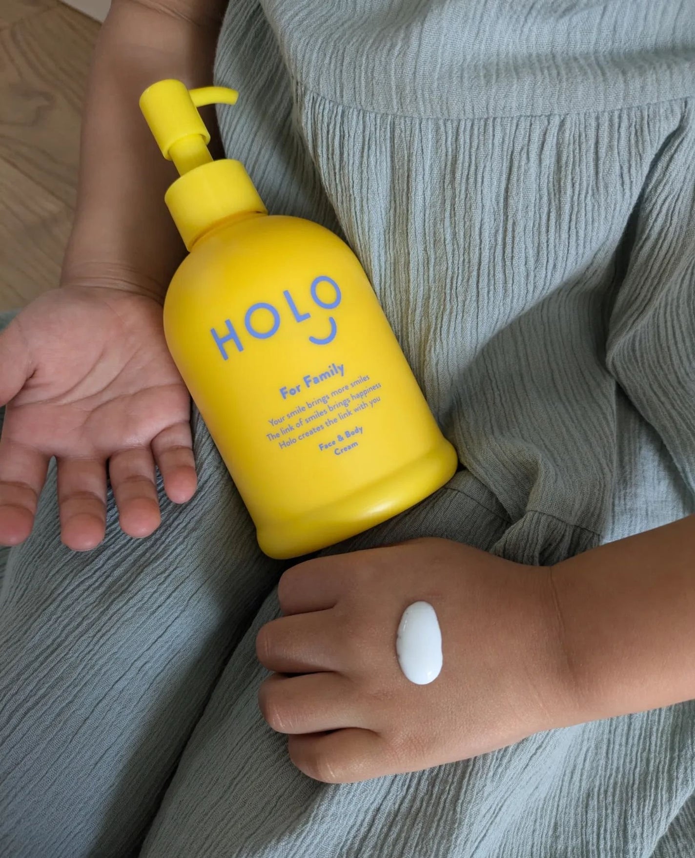 ããŒð»ãã©ããðð» on LIPS ã.ã¢ãããŒèã§æ©ãã ãããå®¶æã®ããã«éçºããHOLOãã¥ã¢ã¯..ãïŒ1æç®ïŒ