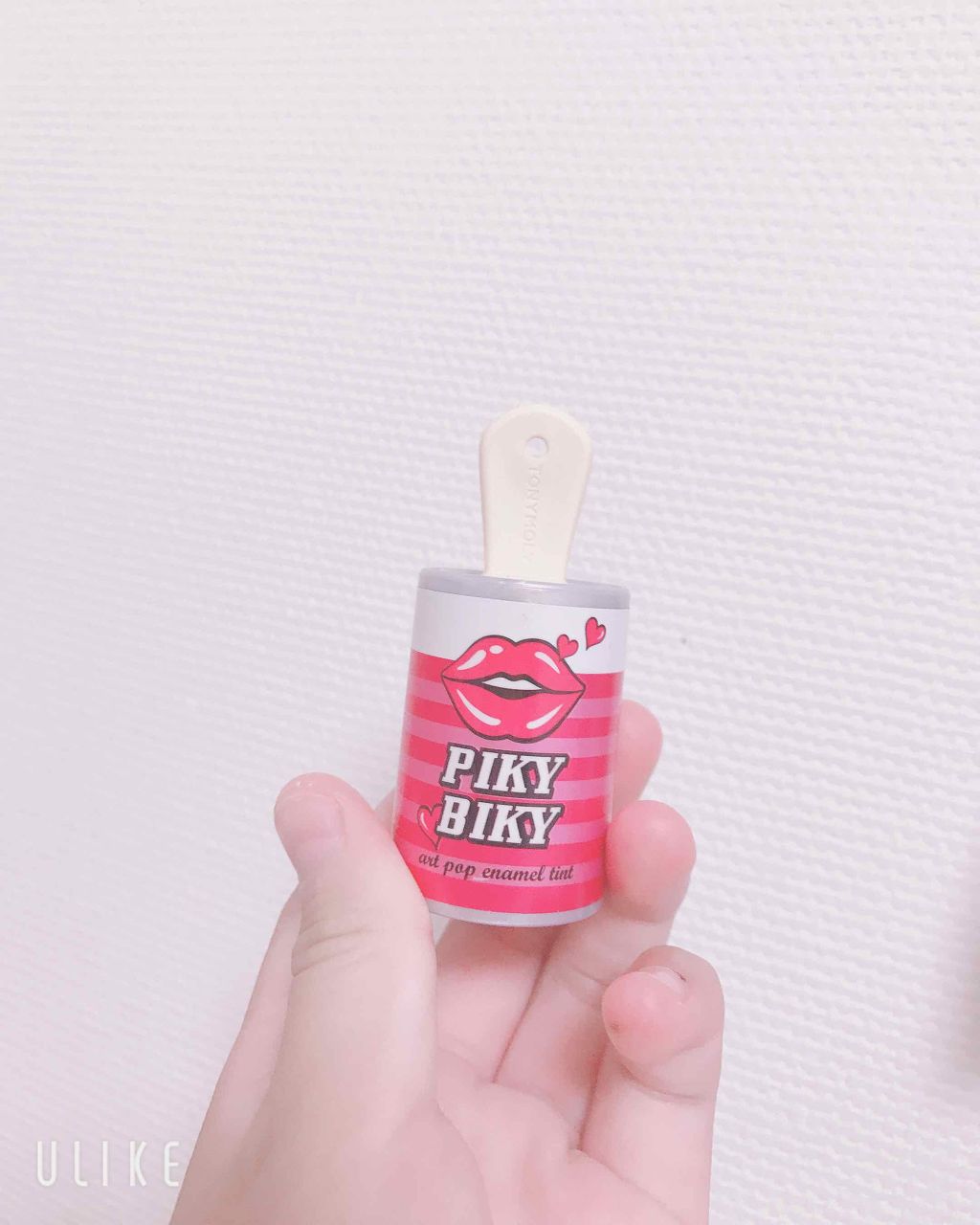 ピキビキ アートポップ エナメル ティント/TONYMOLY/リップティントを使ったクチコミ(1枚目)