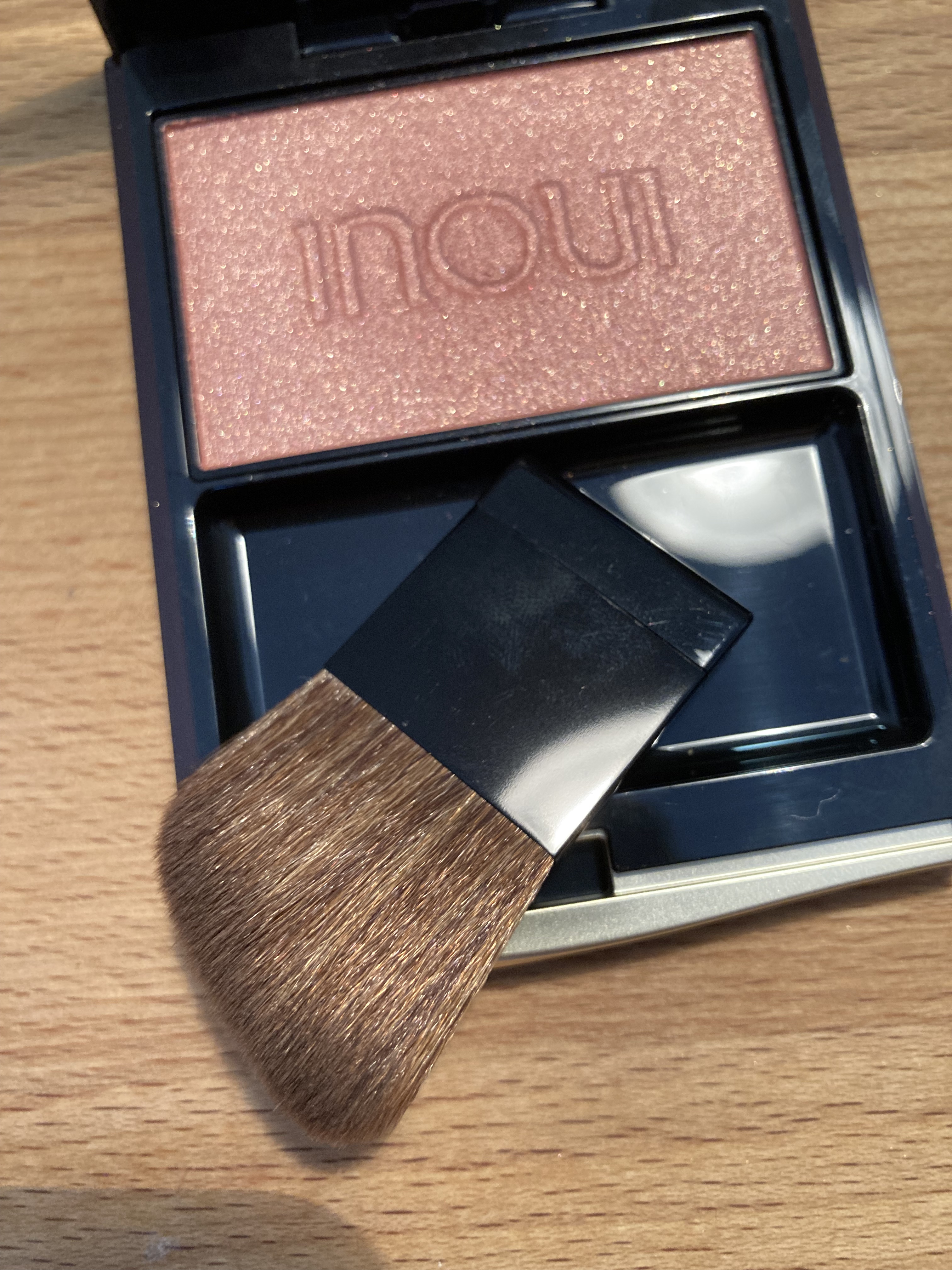 インウイ チーク 02 ナチュラルレッド/INOUI/パウダーチークを使ったクチコミ（2枚目）